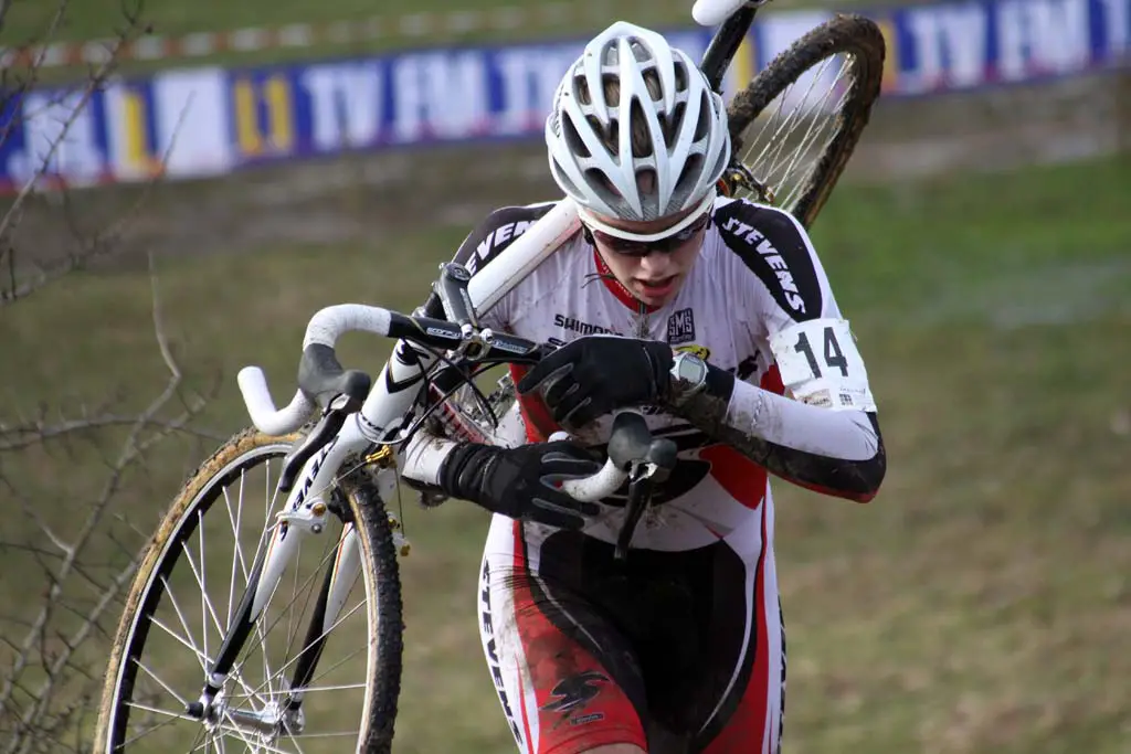 Tessa van Nieuwpoort on the run. © Bart Hazen