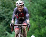 Cyclocross Magazine's Josh Liberles riding in a muddy fog © Matt Haughey