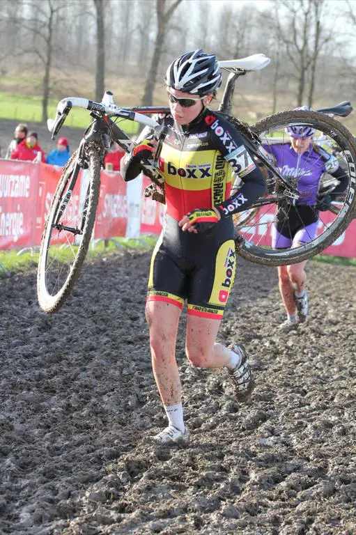 Sanne Cant (BOXX Veldritacademie) finished 9th in the race in 6th in the World Cup. ©Thomas van Bracht 