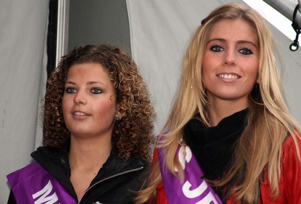 The podium girls at the junior race in Hoogerheide. ? Bart Hazen