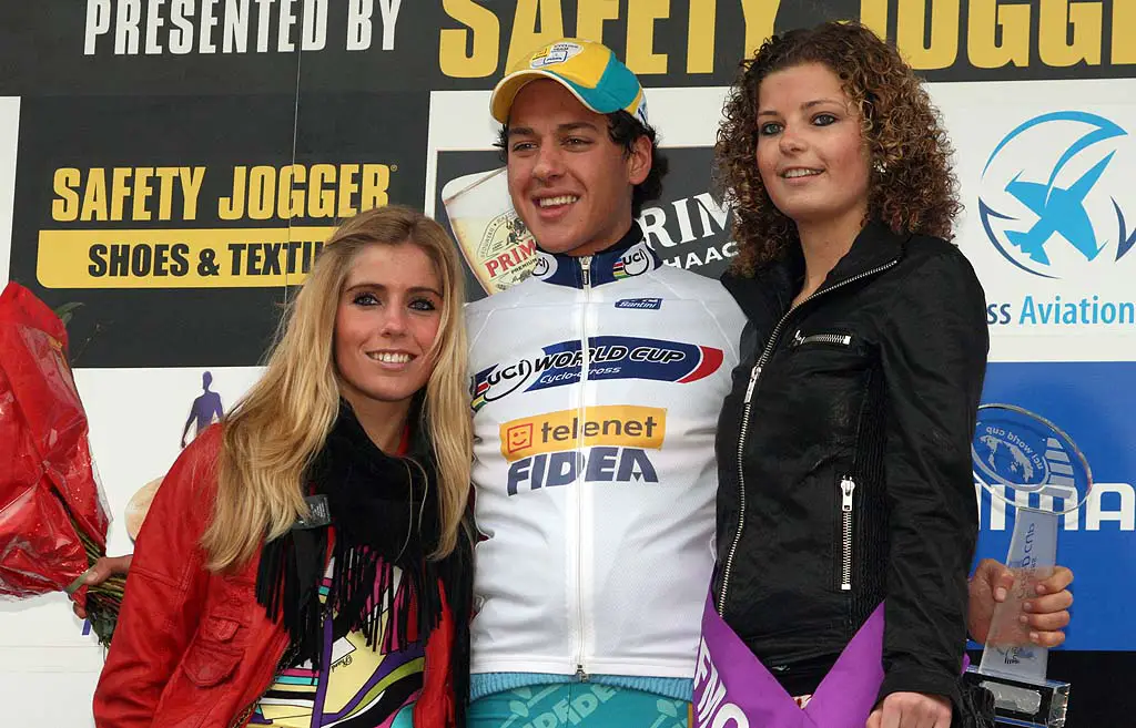 Meeusen enjoys the company of the podium girls. ? Bart Hazen