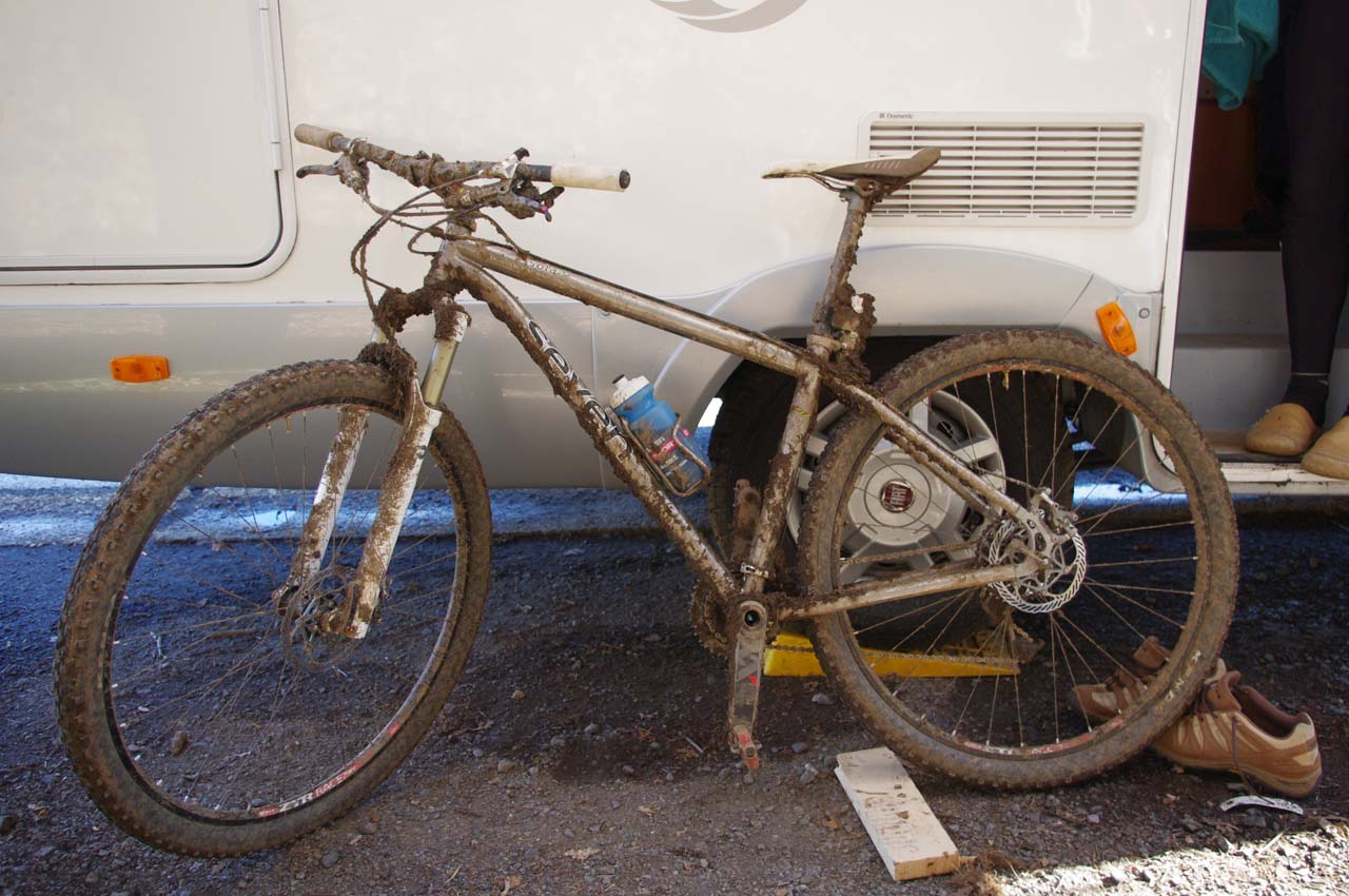 Mike Broderick\'s dirty bike - both Mary and Mike switched to 29ers, as did Willow Koerber and a bunch of other USA riders - the trend hasn\'t hit Europe as hard yet ? Jonas Bruffaerts