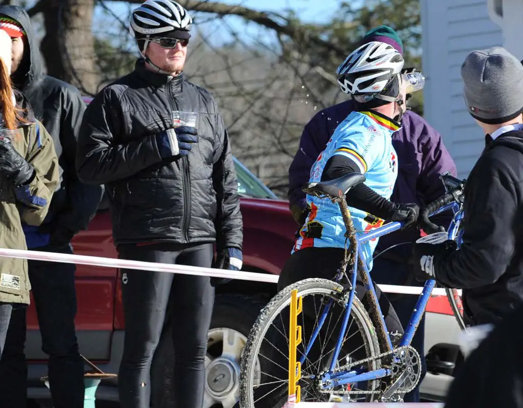 Safety first when drinking, even for spectators. ? Natalia McKittrick | Pedal Power Photography | 2009