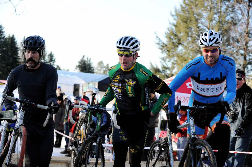 Riders approaching the barriers had different reactions. ? Natalia McKittrick | Pedal Power Photography | 2009