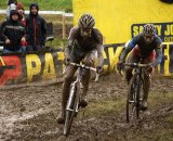 Spanish fans watch Niels Albert lead Francis Mourey © Cyclocross Magazine