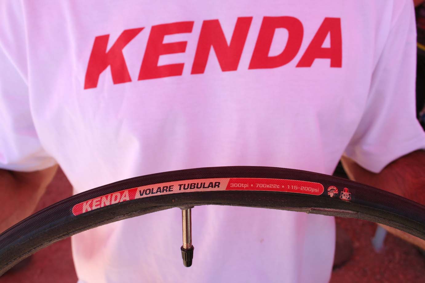 Kenda enters the road tubular market with three models, including its high-end 300 tpi Volare tubular with a latex intertube.