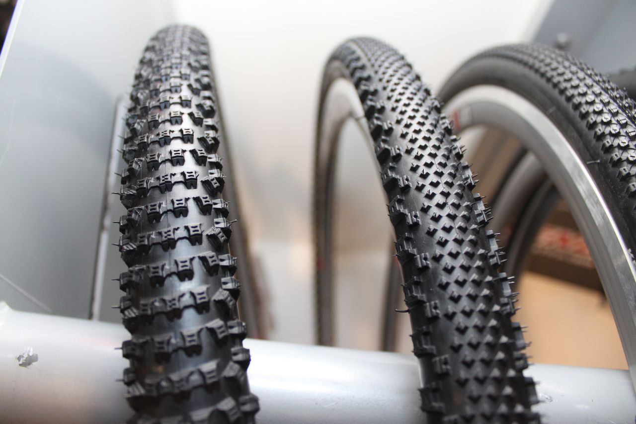Both new tires are with Kenda\'s SCT, the new sealant-compatible rubber. © Cyclocross Magazine