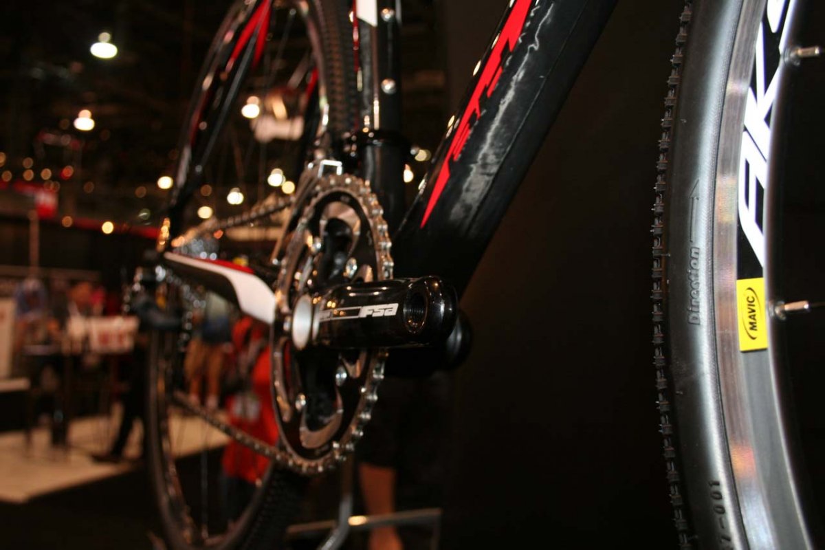 FSA aluminum cranks with 36/46 cyclocross rings © Josh Liberles