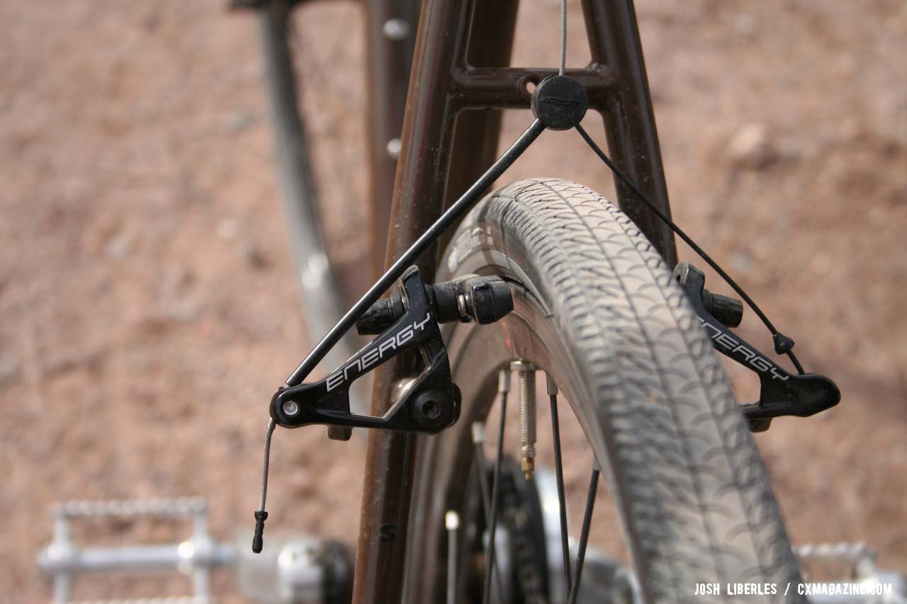 FSA\'s new Energy cantilever brakes are both the company\'s cheapest and lightest option. ©Cyclocross Magazine