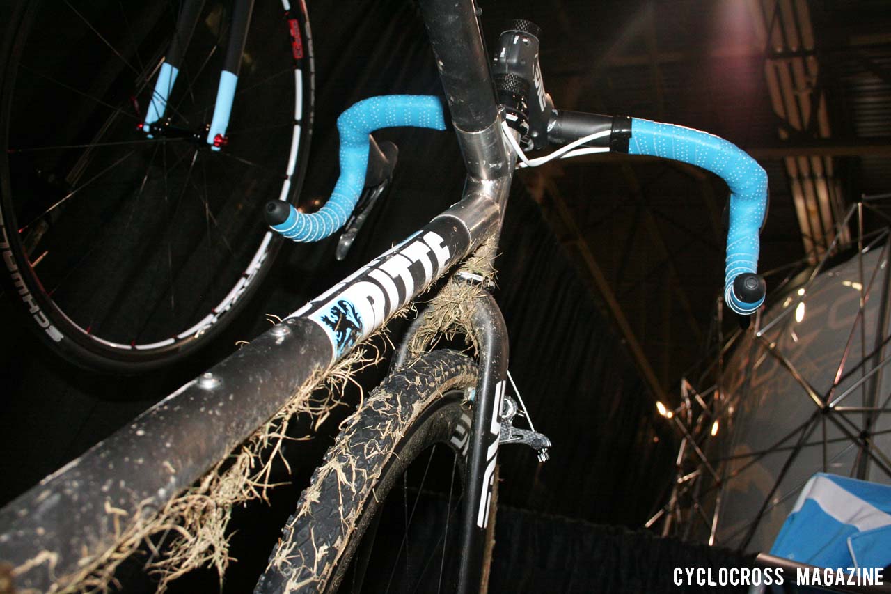 Post-CrossVegas, a grassy carbon down tube on Curi Mattis\' Ritte Steeplechase.