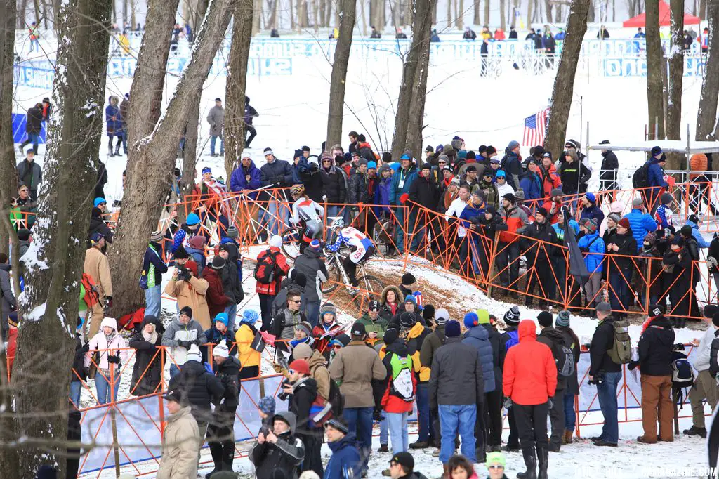 The crowds were packed at the Elite World Championships of Cyclocross. © Janet Hill