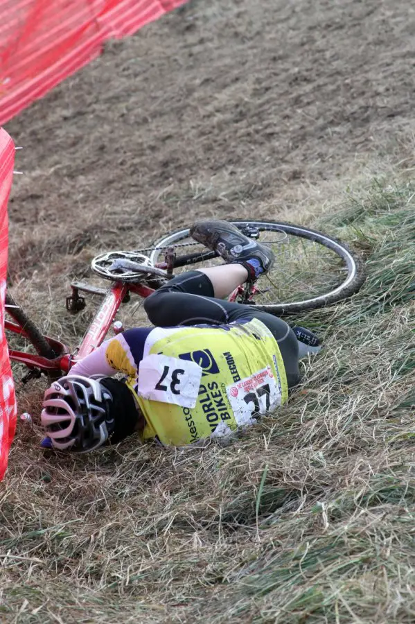  The turn got the better of quite a few riders. Jingle Cross 2010 Day 3. © Amy Dykema