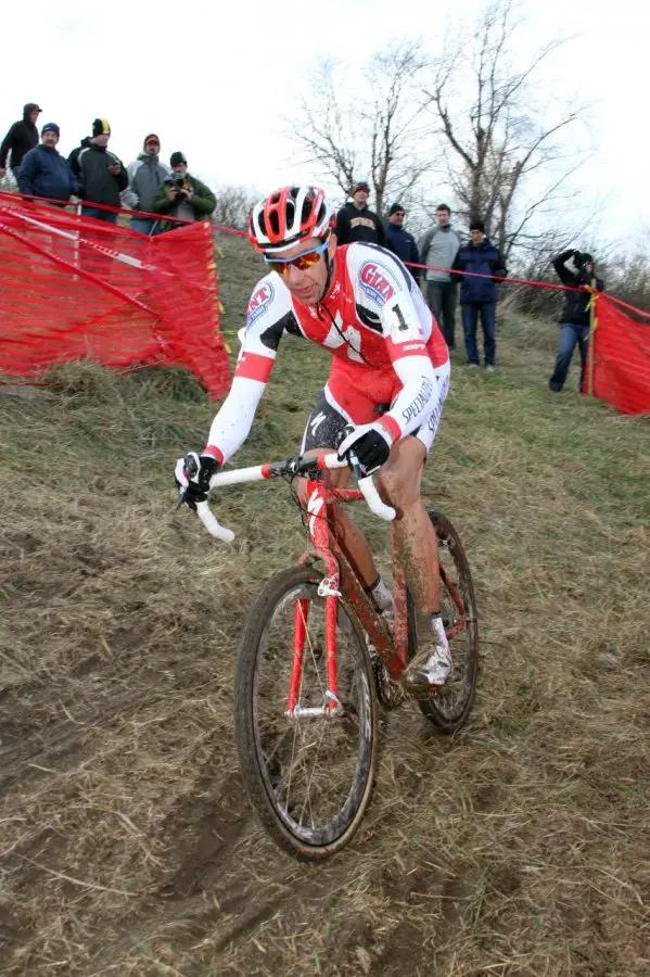 Todd Wells in the switchback as the Grinch looks on. Jingle Cross 2010 Day 3. © Amy Dykema