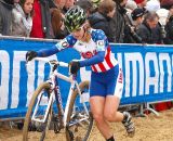 Kaitlin Antonneau suffers through the sand. © Jonas Bruffaerts