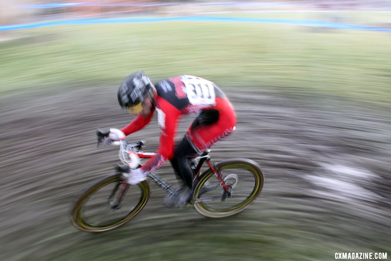A Rad Racing junior flies through the horsehoe corner. © Cyclocross Magazine