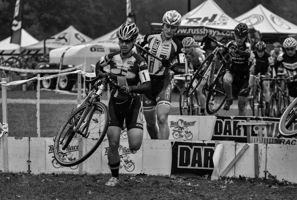 Kabush and Dyck Take Canadian Double-Header: Nationals and the Daryl Evans BC GP of Cyclocross in British Columbia. © Doug Brons