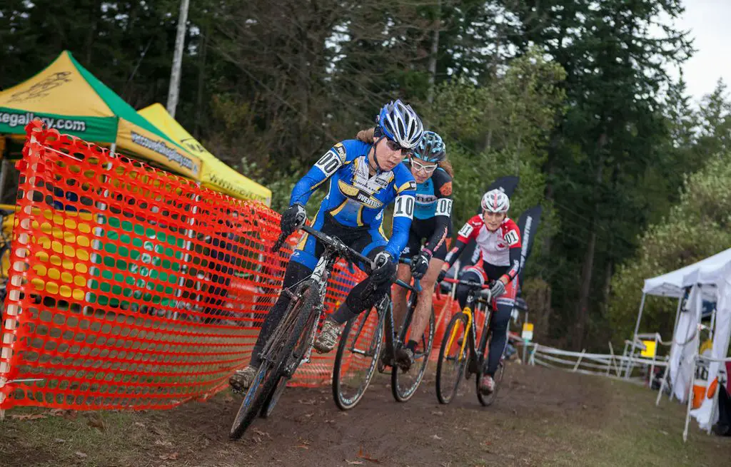 Kabush and Dyck Take Canadian Double-Header: Nationals and the Daryl Evans BC GP of Cyclocross in British Columbia. © Doug Brons