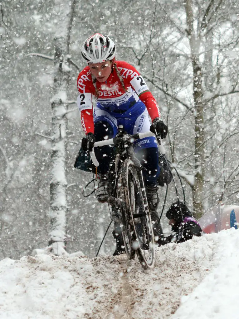 Van den Brand remounts in the snow at Kalmthout. ? Bart Hazen