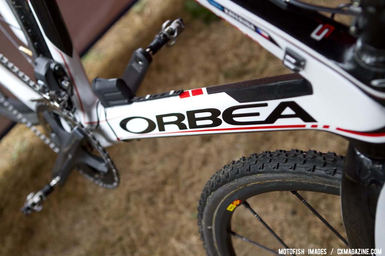 Katerina Nash\'s Orbea Terra cyclocross bike features a massive downtube and rolls on Dugast Rhino tubulars. © Motofish Images