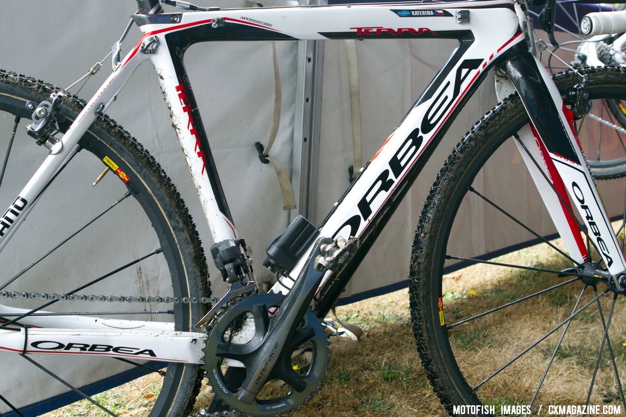 Katerina Nash\'s Orbea Terra cyclocross bike equipped with Shimano Di2 and CX70 components. © Motofish Images