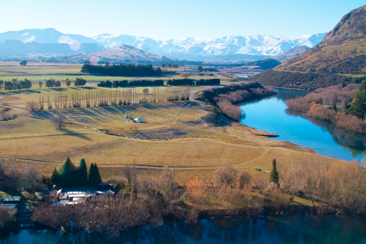 Stunning landscape greeted New Zealand racers. © Mark Legg-Compton