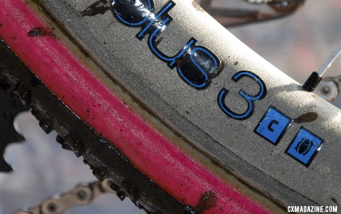 A closeup view of the coating on Bontrager\'s Aeolus 3\'s that KFC rode to victory with pink latex FMB tires. © Cyclocross Magazine