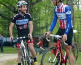 Justin and Jeremy chat at the start © Cyclocross Magazine