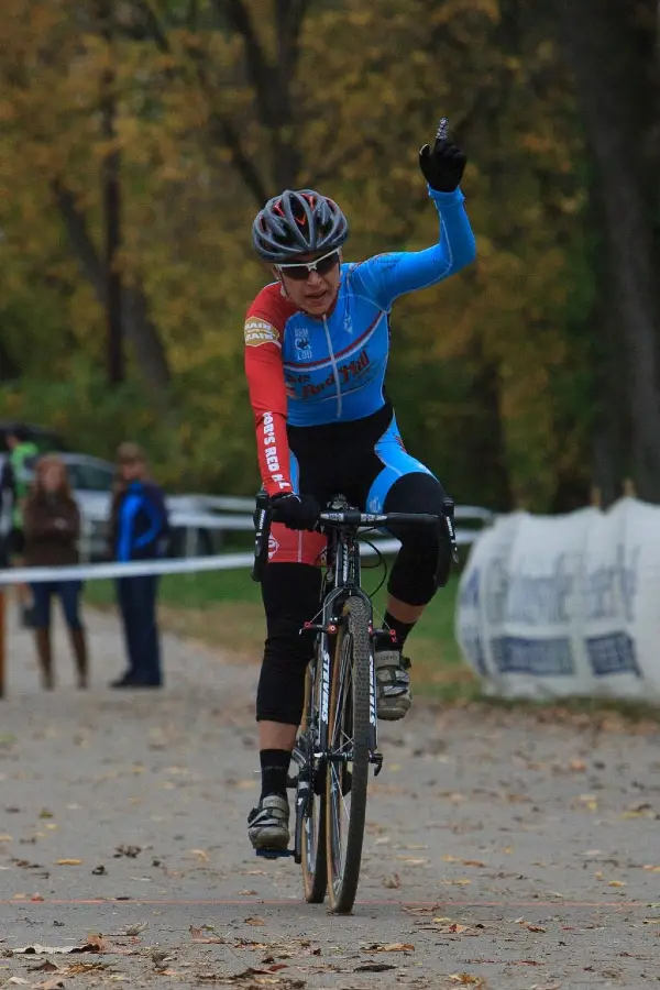 ovcx-5-storm-eva-bandman-halloween-cx-katie-arnold-wins-by-kent-baumgardt