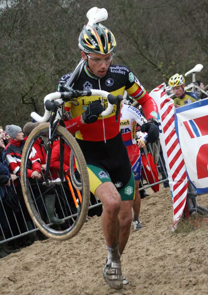 Sven Nys had early struggles before nearly winning the sprint. Koksijde Elite Men World Cup 11/28/2009 ?Bart Hazen