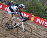 Descending the sand chute © Patricia Cristens