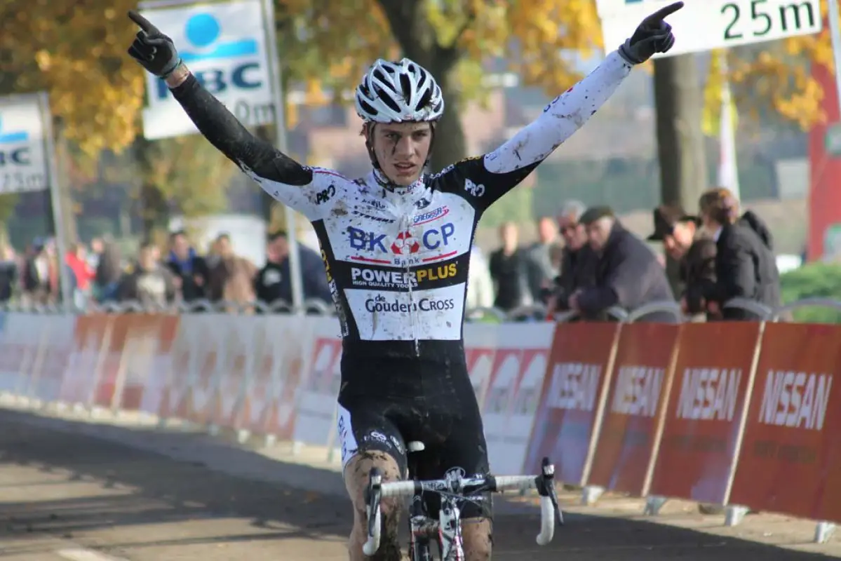 Danny Van Poppel takes the junior win on the Koppenberg. © Bart Hazen