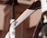 The underside of the top tube is not flattened.   LaPierre Cross Carbon. © Cyclocross Magazine