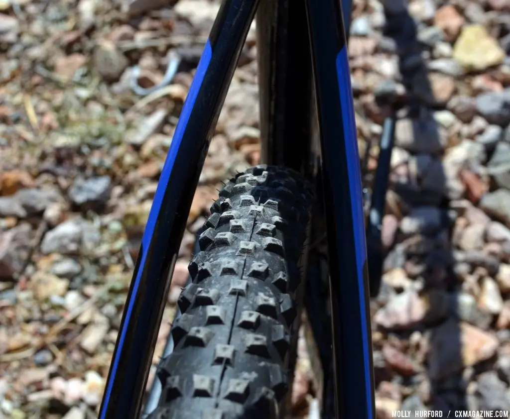 Plenty of mud clearance on the Liv/Giant Brava SLR. Interbike 2013 © Cyclocross Magazine