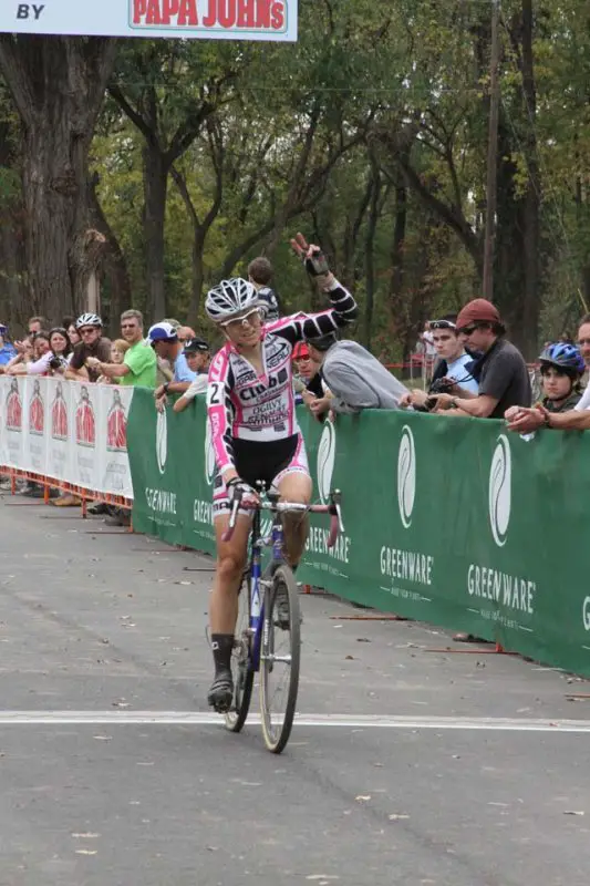 Natasha Elliot crosses the line in second place © Amy Dykema