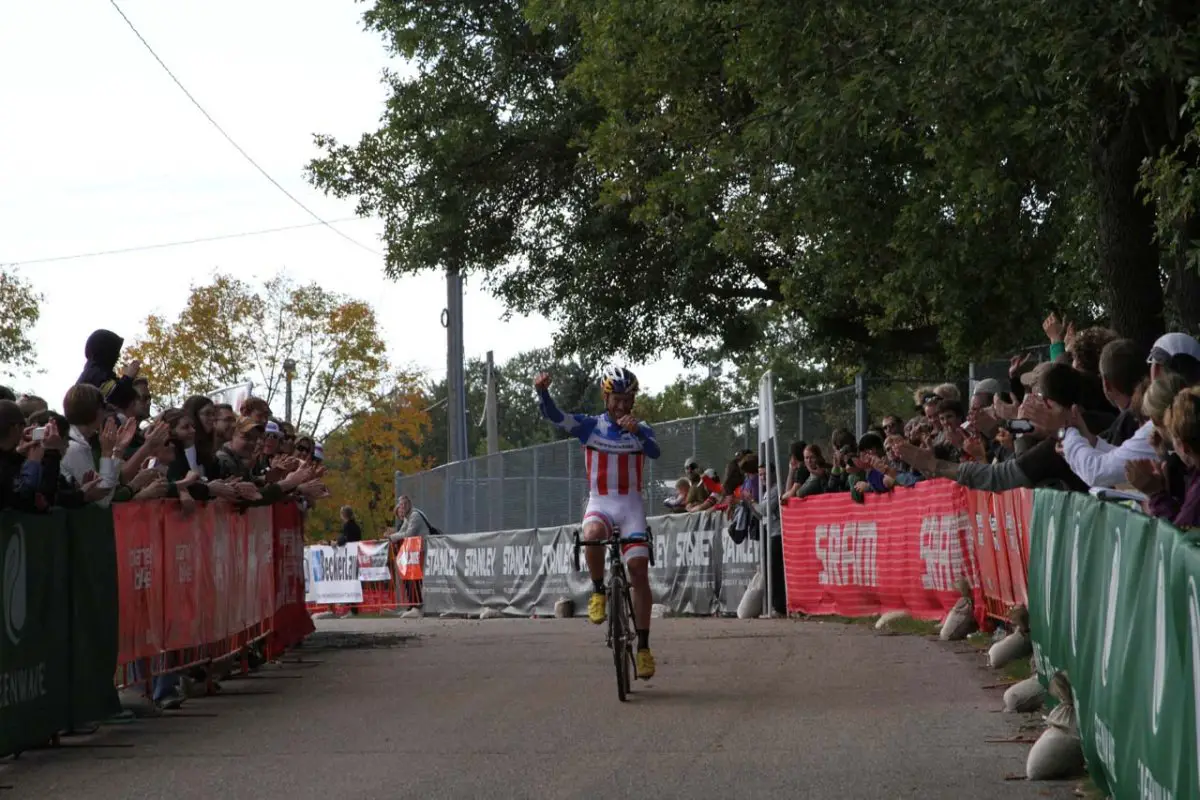 Tim Johnson takes the win © Amy Dykema