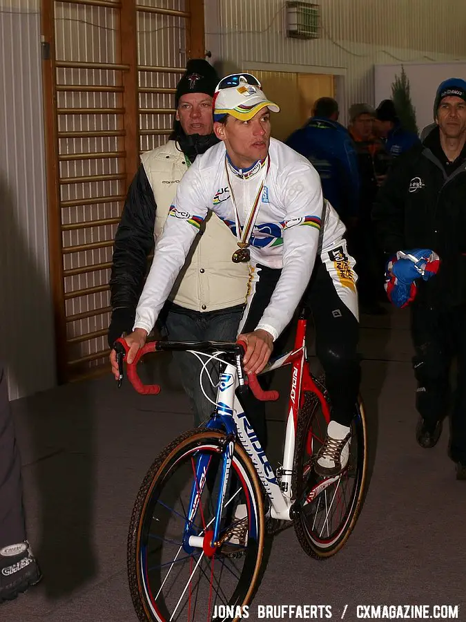 Zdenek Stybar with his brand new gold medal and rainbow stripes jersey