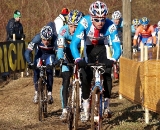 Stybar leads Meeusen and Chainel in the early goings
