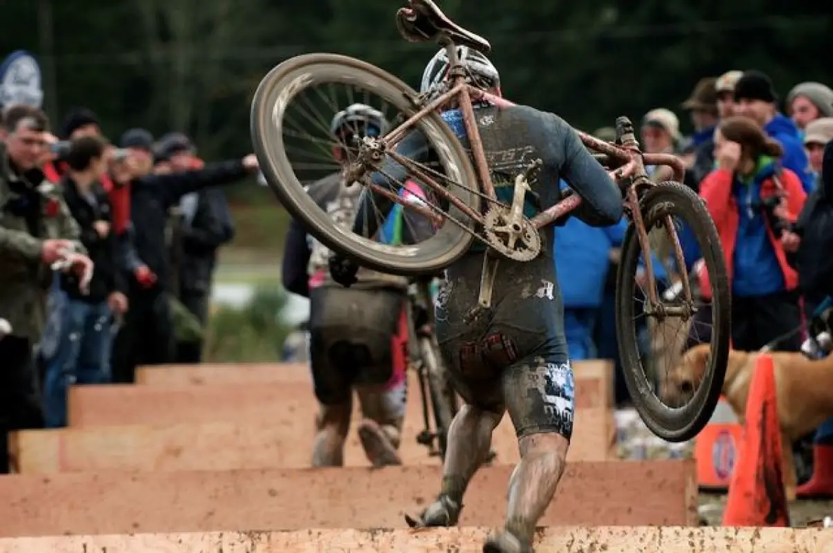 Racers tackle the PBR six-pack of barriers © Matthew J. Clark/www.strfilms.com