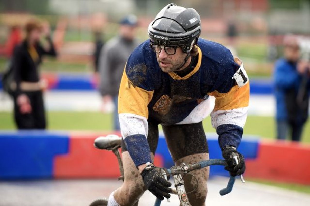 Hockey, Cyclocross\' not so distant cousin © Matthew J. Clark/www.strfilms.com 
