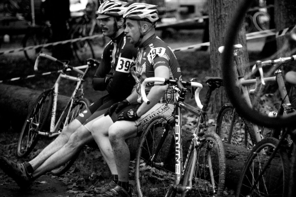 Clean leg, dirty bike? © Matthew J. Clark StraightEIGHT Films 2010    