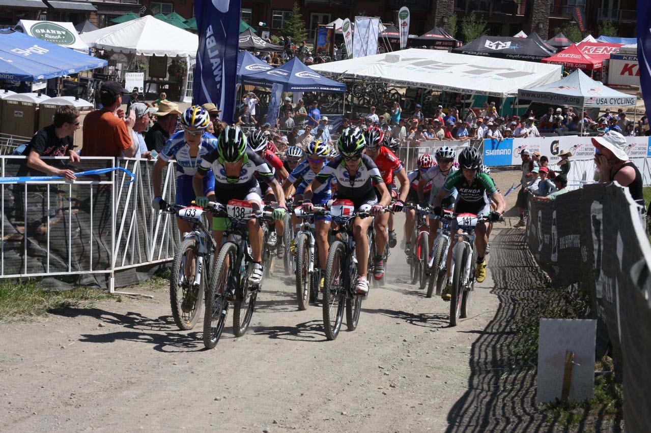 The Elite women are underway © Amy Dykema