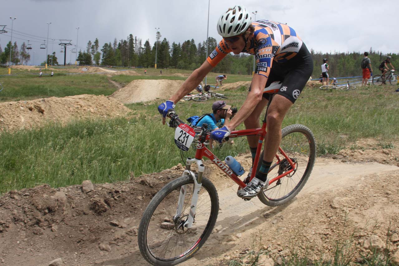 Barry Wicks battles the course © Amy Dykema