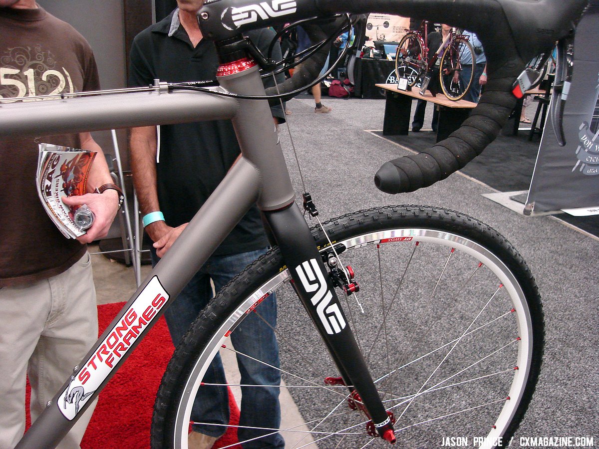 Strong Frame\'s titanium \'cross bike draped in Enve Composite bits ©Jason Prince