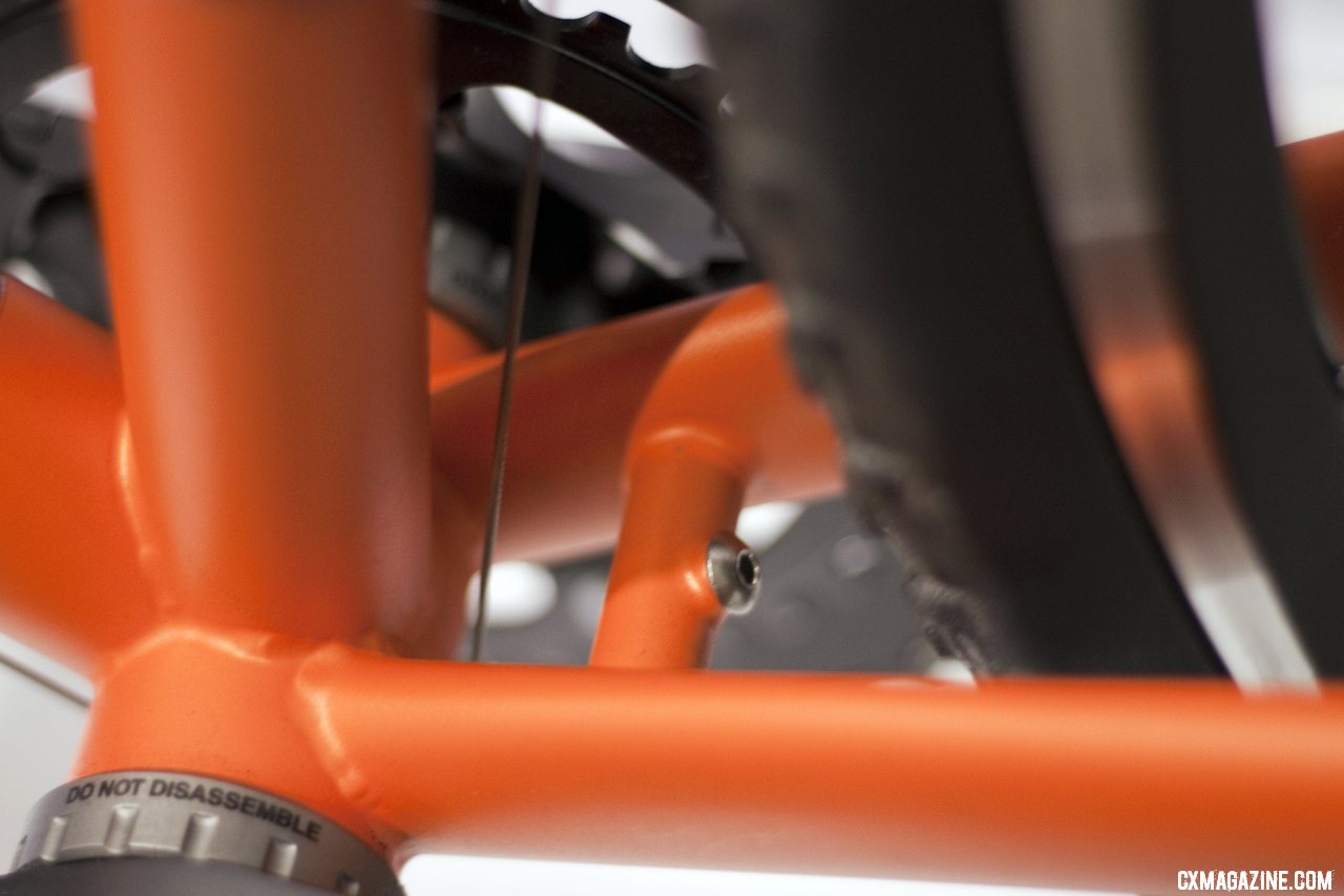 Smooth welds on the classic orange Calletti. ©Cyclocross Magazine 