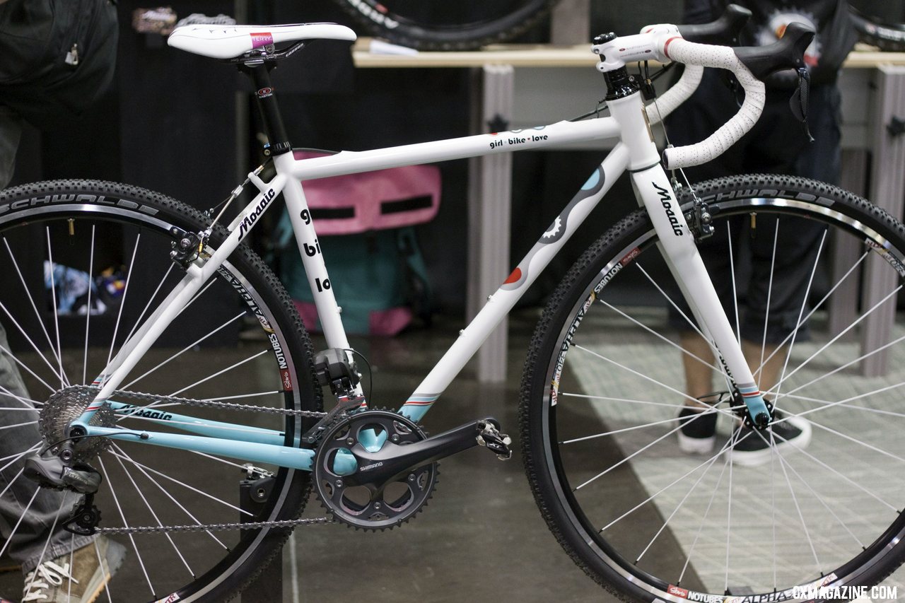 Mosaic partnered with Girl Bike Love to build a women\'s-specific model, with a portion of the profits going to a nonprofit called Boltage that supports women\'s cycling. ©Cyclocross Magazine