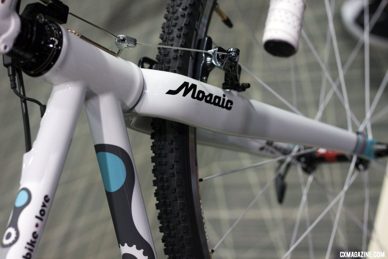 Mosaic partnered with Girl Bike Love to build a women\'s-specific model, with a portion of the profits going to a nonprofit called Boltage that supports women\'s cycling. ©Cyclocross Magazine