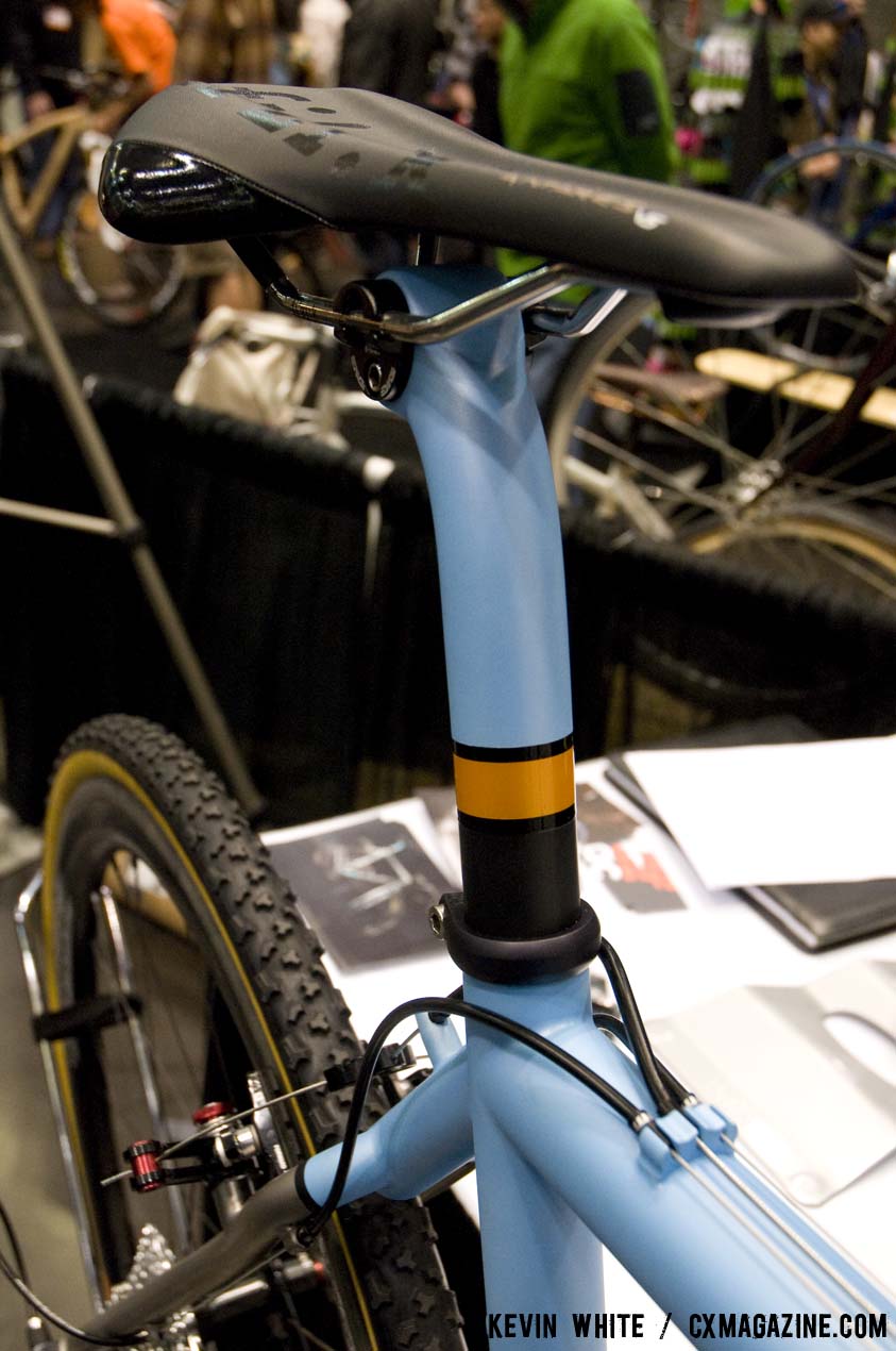 All painting is done in house allowing Baum to add some nice details like this matching seat post. © Kevin White