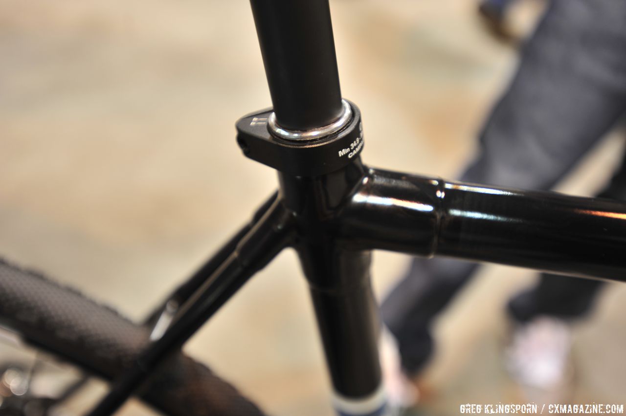 The twin seatstays are carbon, joined to titanium chainstays  © Greg Klingsporn