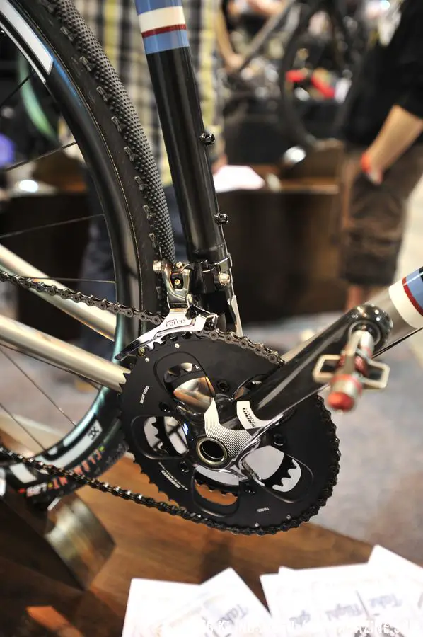 Small touches, like the extra sleeve around the derailleur mount, show of William\'s attention to detail  © Greg Klingsporn