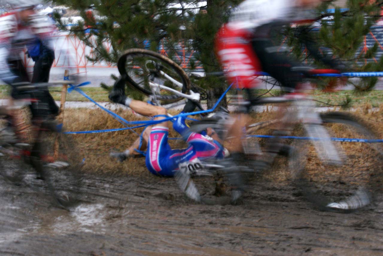 One of the crashes as the 50-54 men hit the mud for the first time ©Kenton Berg